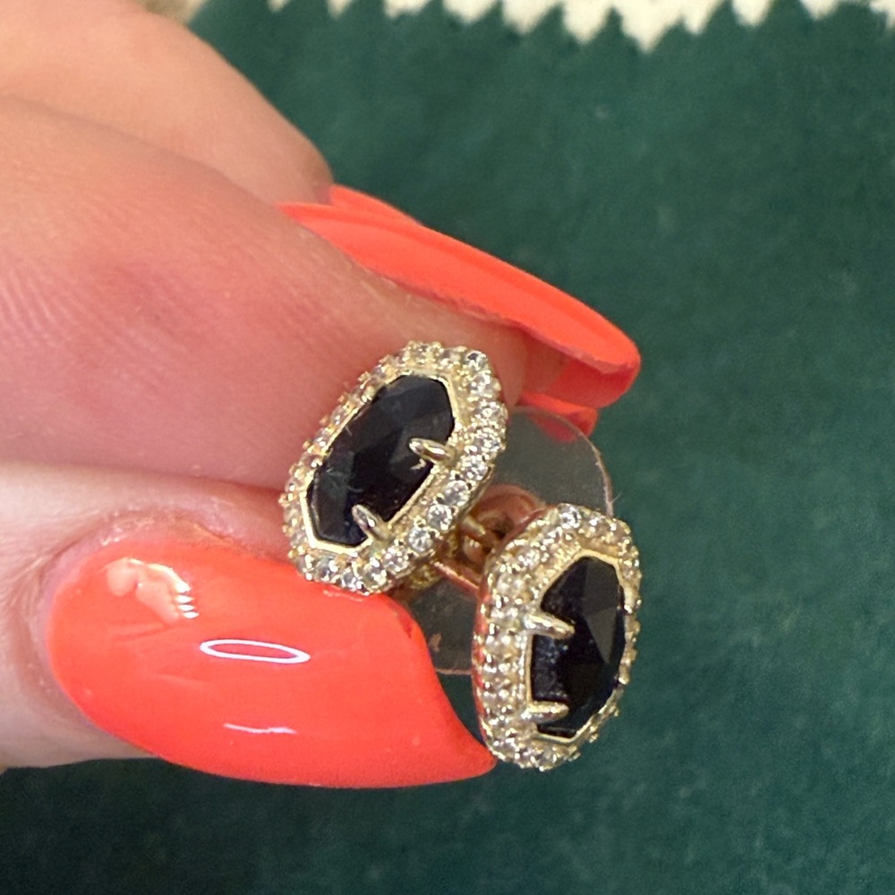 Kendra Scott Cade Stud Earrings – Black Opaque Glass & Gold - Picture 2 of 7